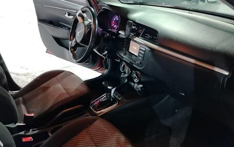 KIA Rio IV, 2019 год, 1 300 000 рублей, 10 фотография