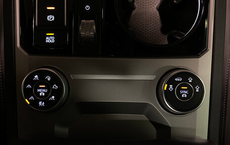 Volkswagen Touareg III, 2020 год, 5 250 000 рублей, 16 фотография