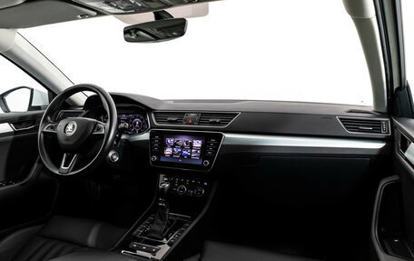 Skoda Superb III рестайлинг, 2019 год, 2 399 000 рублей, 9 фотография