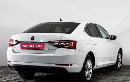 Skoda Superb III рестайлинг, 2019 год, 2 399 000 рублей, 5 фотография