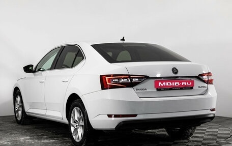 Skoda Superb III рестайлинг, 2019 год, 2 399 000 рублей, 7 фотография