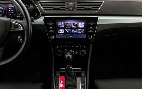 Skoda Superb III рестайлинг, 2019 год, 2 399 000 рублей, 12 фотография