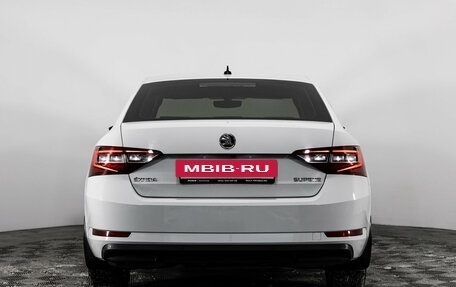 Skoda Superb III рестайлинг, 2019 год, 2 399 000 рублей, 6 фотография