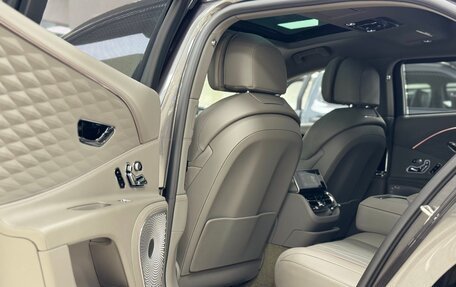 Bentley Flying Spur, 2020 год, 23 100 000 рублей, 32 фотография