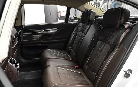 BMW 7 серия, 2016 год, 3 468 000 рублей, 12 фотография