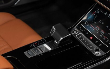 Audi A8, 2025 год, 29 990 000 рублей, 21 фотография