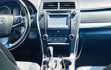 Toyota Camry, 2016 год, 1 600 000 рублей, 2 фотография