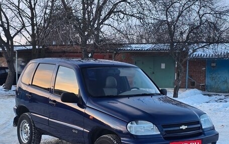 Chevrolet Niva I рестайлинг, 2006 год, 450 000 рублей, 5 фотография