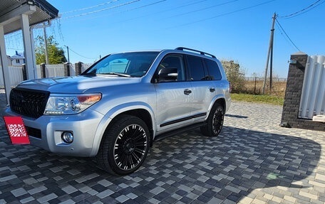 Toyota Land Cruiser 200, 2012 год, 3 300 000 рублей, 3 фотография
