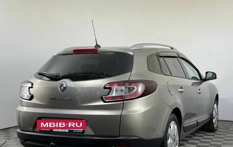 Renault Megane III, 2010 год, 670 000 рублей, 2 фотография
