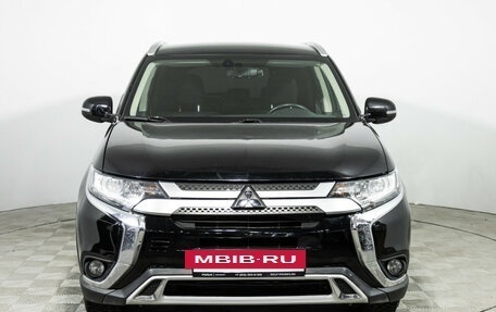 Mitsubishi Outlander III рестайлинг 3, 2019 год, 2 049 777 рублей, 2 фотография
