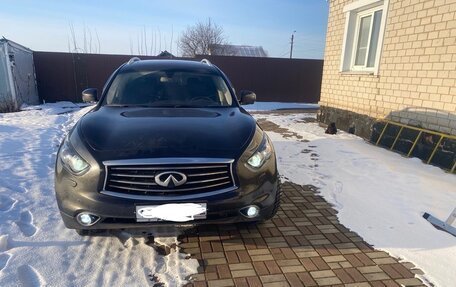 Infiniti QX70, 2015 год, 3 330 000 рублей, 1 фотография