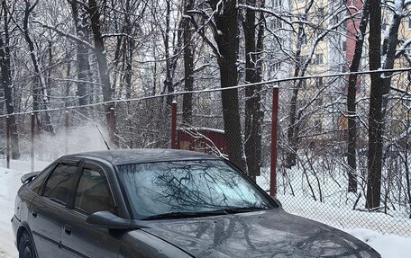 Opel Vectra B рестайлинг, 1996 год, 138 000 рублей, 1 фотография