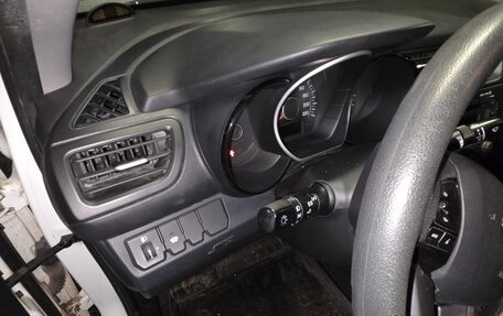 KIA Rio III рестайлинг, 2011 год, 1 050 000 рублей, 9 фотография