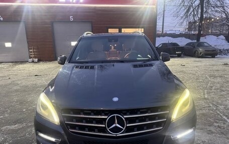Mercedes-Benz M-Класс, 2012 год, 2 300 000 рублей, 5 фотография