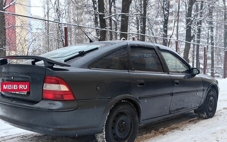 Opel Vectra B рестайлинг, 1996 год, 138 000 рублей, 5 фотография