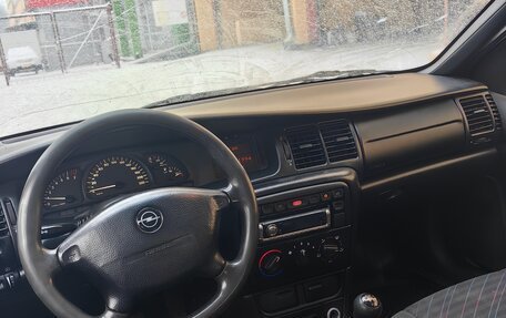 Opel Vectra B рестайлинг, 1996 год, 138 000 рублей, 12 фотография