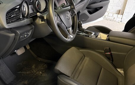 Opel Insignia II рестайлинг, 2020 год, 2 550 000 рублей, 20 фотография