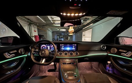 Mercedes-Benz E-Класс, 2022 год, 6 500 000 рублей, 8 фотография