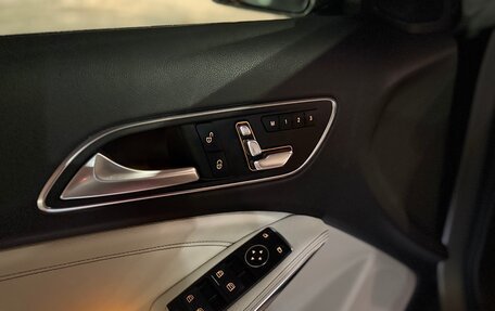 Mercedes-Benz GLA, 2019 год, 2 580 000 рублей, 11 фотография