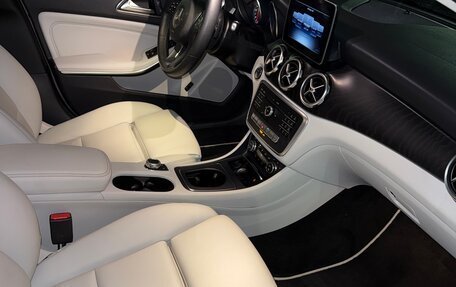 Mercedes-Benz GLA, 2019 год, 2 580 000 рублей, 18 фотография