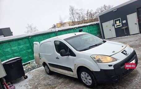 Peugeot Partner II рестайлинг 2, 2010 год, 420 000 рублей, 3 фотография