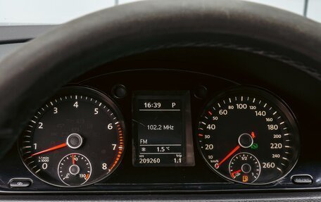 Volkswagen Passat B7, 2011 год, 1 020 000 рублей, 17 фотография