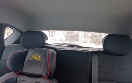 Hyundai Solaris II рестайлинг, 2015 год, 1 150 000 рублей, 15 фотография