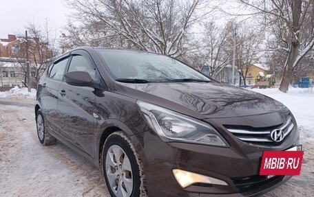 Hyundai Solaris II рестайлинг, 2015 год, 1 150 000 рублей, 6 фотография