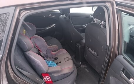 Hyundai Solaris II рестайлинг, 2015 год, 1 150 000 рублей, 11 фотография