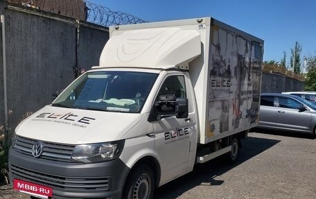 Volkswagen Transporter T6 рестайлинг, 2016 год, 1 900 000 рублей, 10 фотография