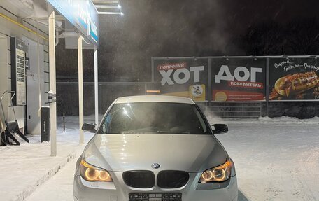 BMW 5 серия, 2003 год, 860 000 рублей, 1 фотография