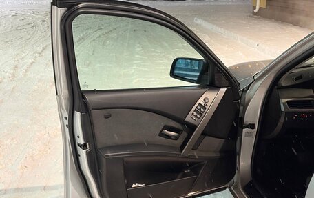 BMW 5 серия, 2003 год, 860 000 рублей, 13 фотография