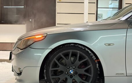 BMW 5 серия, 2003 год, 860 000 рублей, 18 фотография