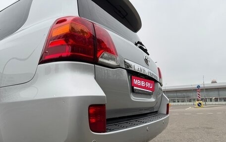 Toyota Land Cruiser 200, 2014 год, 3 950 000 рублей, 8 фотография