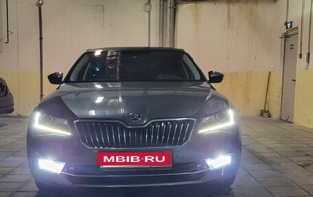 Skoda Superb III рестайлинг, 2018 год, 1 950 000 рублей, 15 фотография