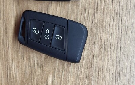 Skoda Superb III рестайлинг, 2018 год, 1 950 000 рублей, 23 фотография