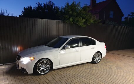BMW 3 серия, 2008 год, 1 700 000 рублей, 7 фотография