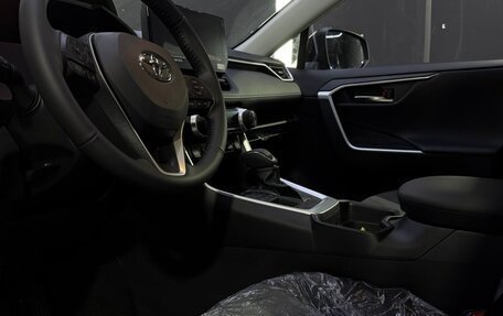 Toyota RAV4, 2025 год, 3 980 000 рублей, 6 фотография