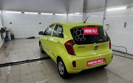 KIA Picanto II, 2011 год, 700 000 рублей, 6 фотография