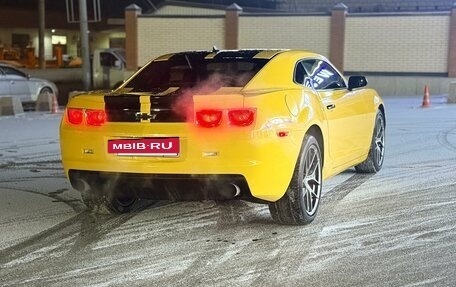 Chevrolet Camaro IV, 2010 год, 1 600 000 рублей, 5 фотография