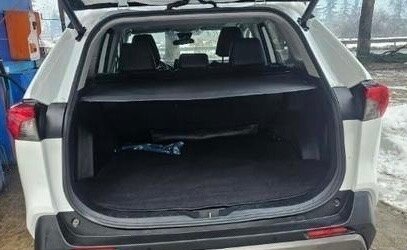 Toyota RAV4, 2021 год, 2 800 000 рублей, 3 фотография