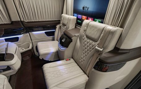 Mercedes-Benz V-Класс, 2016 год, 9 000 000 рублей, 5 фотография