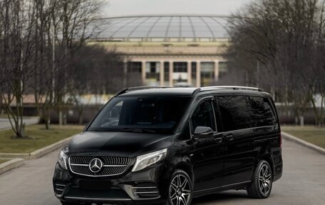Mercedes-Benz V-Класс, 2016 год, 9 000 000 рублей, 3 фотография