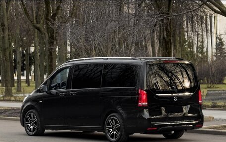 Mercedes-Benz V-Класс, 2016 год, 9 000 000 рублей, 17 фотография