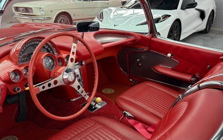 Chevrolet Corvette C1, 1958 год, 16 500 000 рублей, 15 фотография