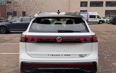Volkswagen Tiguan, 2025 год, 4 649 000 рублей, 6 фотография