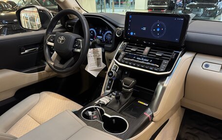 Toyota Land Cruiser, 2025 год, 15 350 000 рублей, 22 фотография