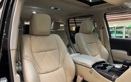 Toyota Land Cruiser, 2025 год, 15 350 000 рублей, 21 фотография