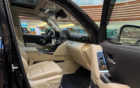 Toyota Land Cruiser, 2025 год, 15 350 000 рублей, 20 фотография